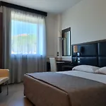 Hotel Artis