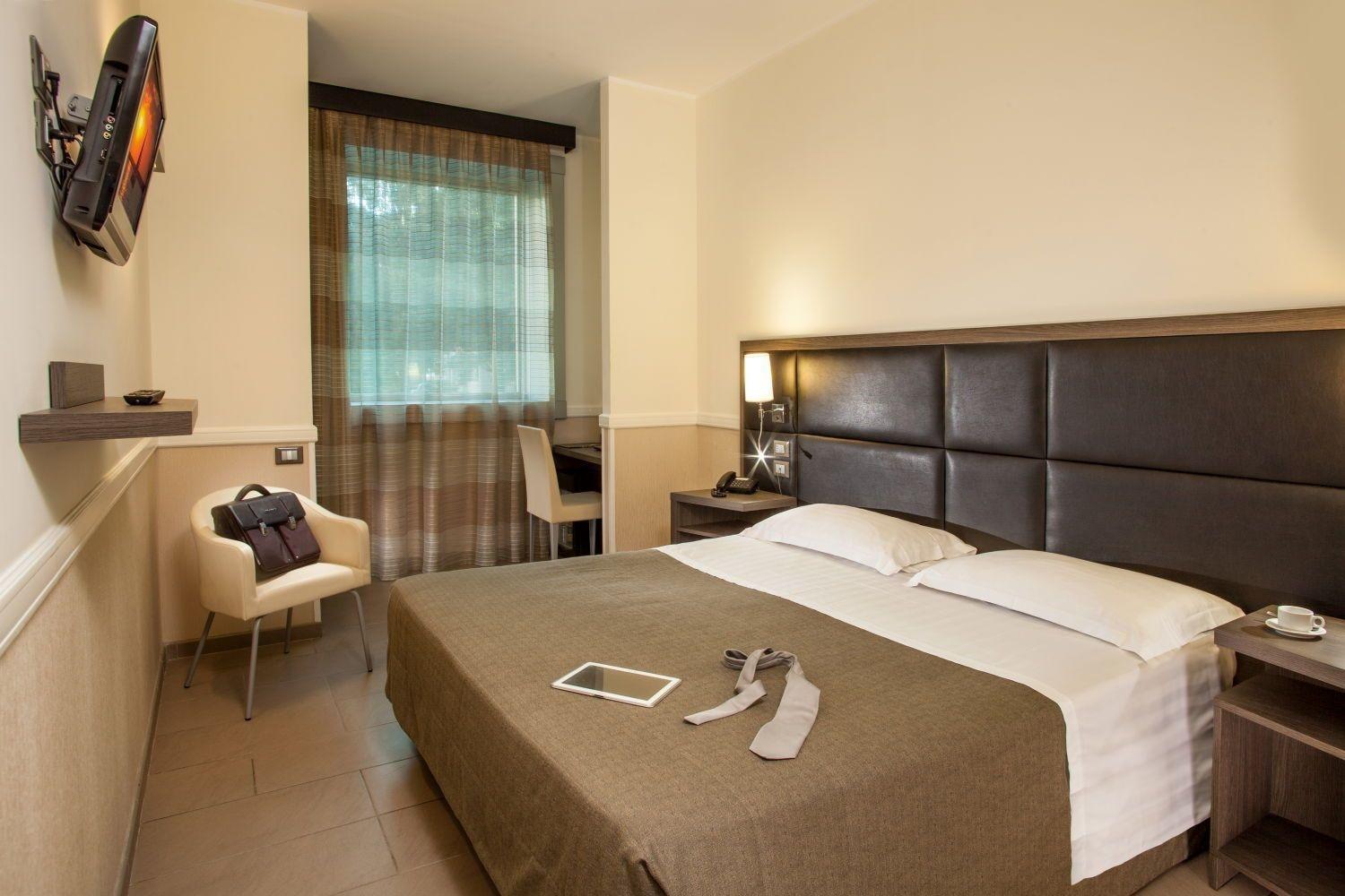 Hotel Artis 4*