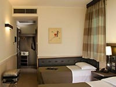 Hotel Artis